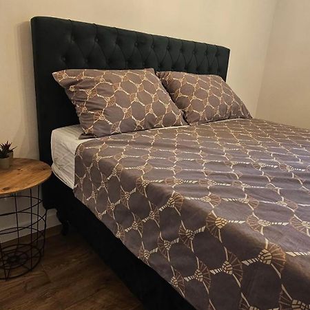 Bee Apartment Мостар Екстериор снимка